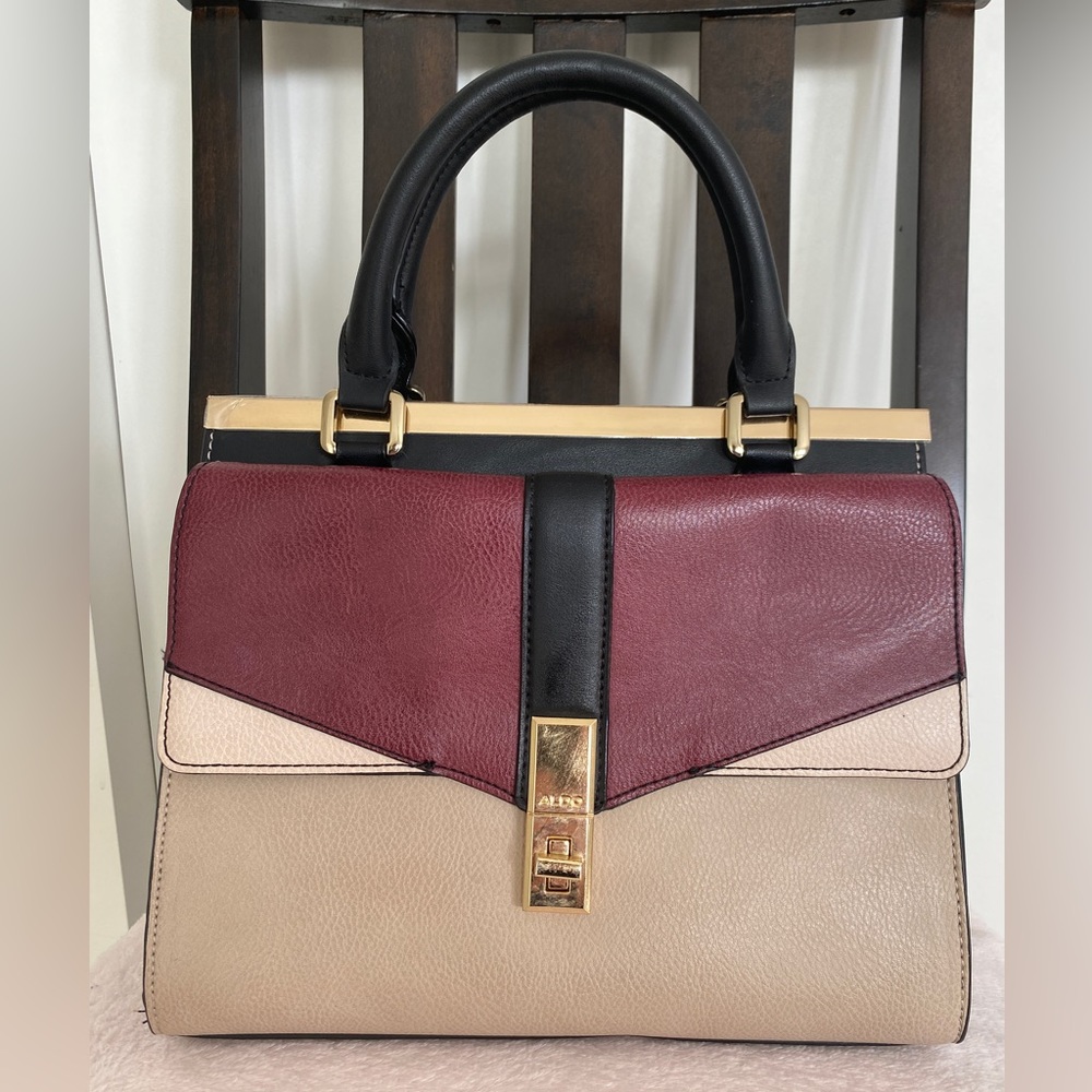 !!SOLD!! ALDO HANDBAG
